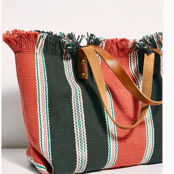 FREE PEOPLE ‘1 LEFT’ ARTISAN WOVEN BAG NWT🎈🥳HP🎉 - Picture 4 of 7